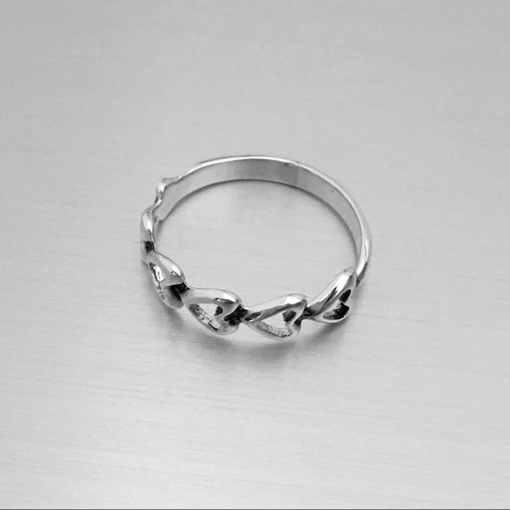 Sterling Silver Sideways Hearts Toe Ring View 4